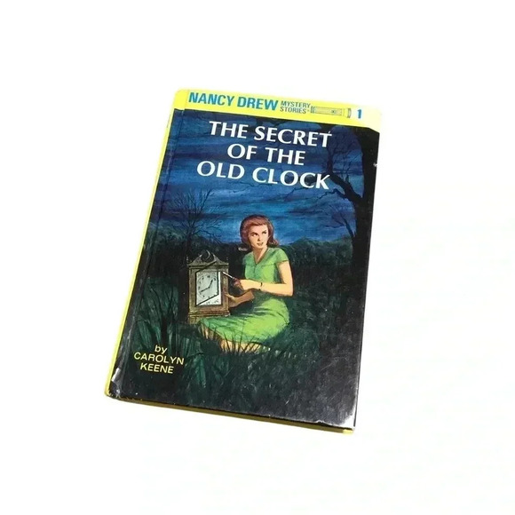 The Secret of the Old Clock
Book by Carolyn Keene - Picture 1 of 2